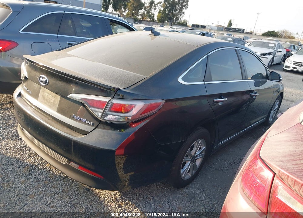 2017 HYUNDAI SONATA HYBRID SE VIN: KMHE24L34HA061186