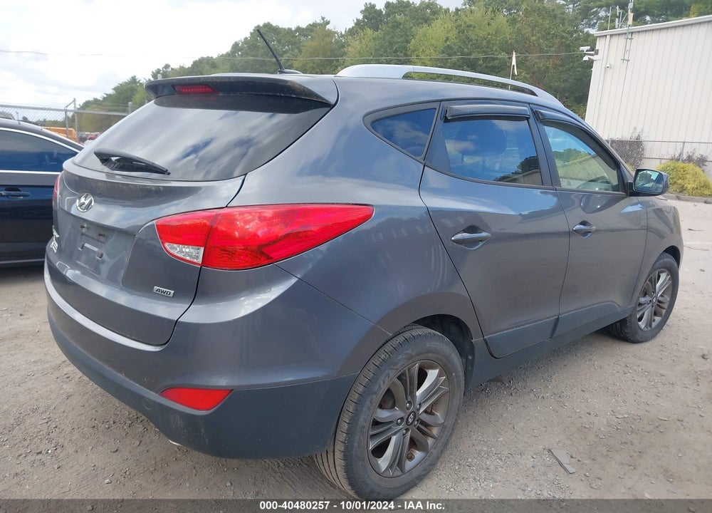 2014 HYUNDAI TUCSON SE VIN: KM8JUCAG1EU825188