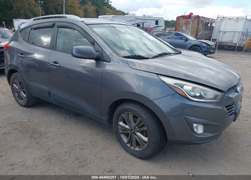 2014 HYUNDAI TUCSON SE VIN: KM8JUCAG1EU825188
