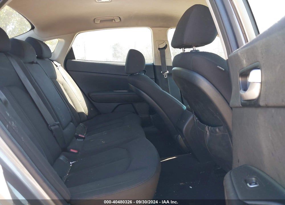 2016 KIA OPTIMA LX TURBO VIN: 5XXGT4L14GG042911