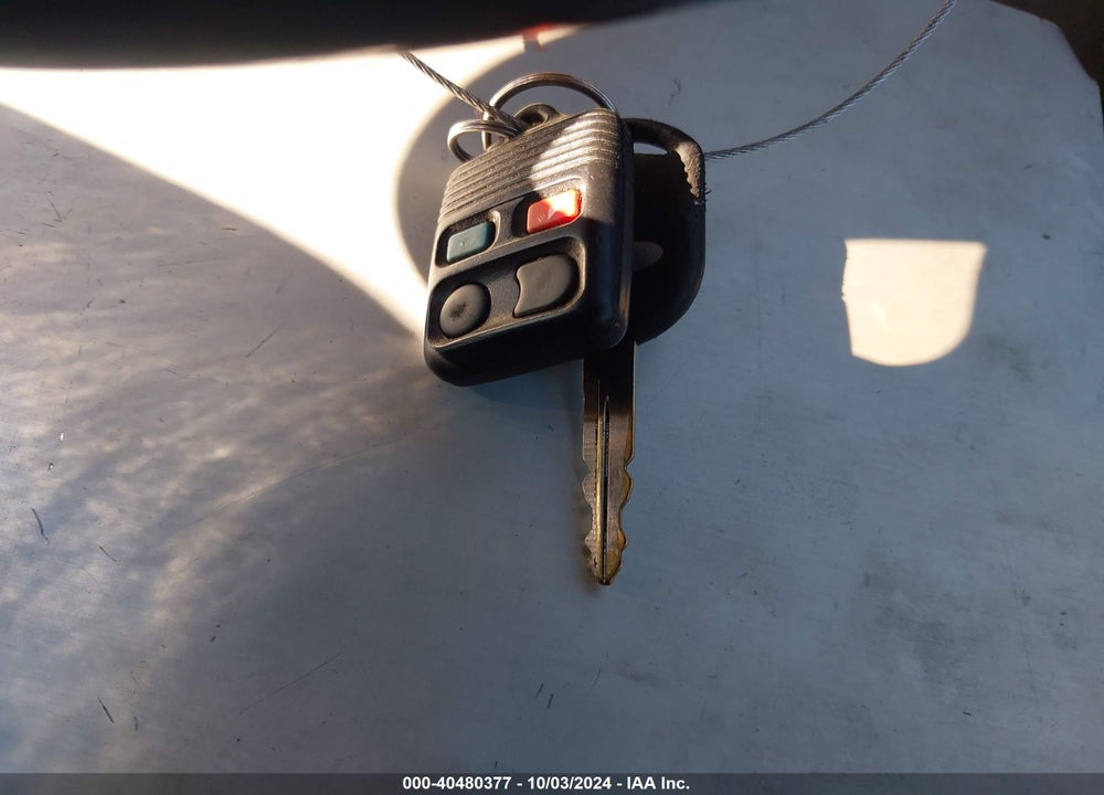 2001 FORD TAURUS SE VIN: 1FAFP53U31A153054