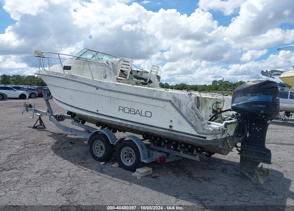 2001 ROBALO BOAT VIN: WJ0A31VFL001