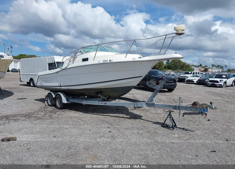 2001 ROBALO BOAT VIN: WJ0A31VFL001