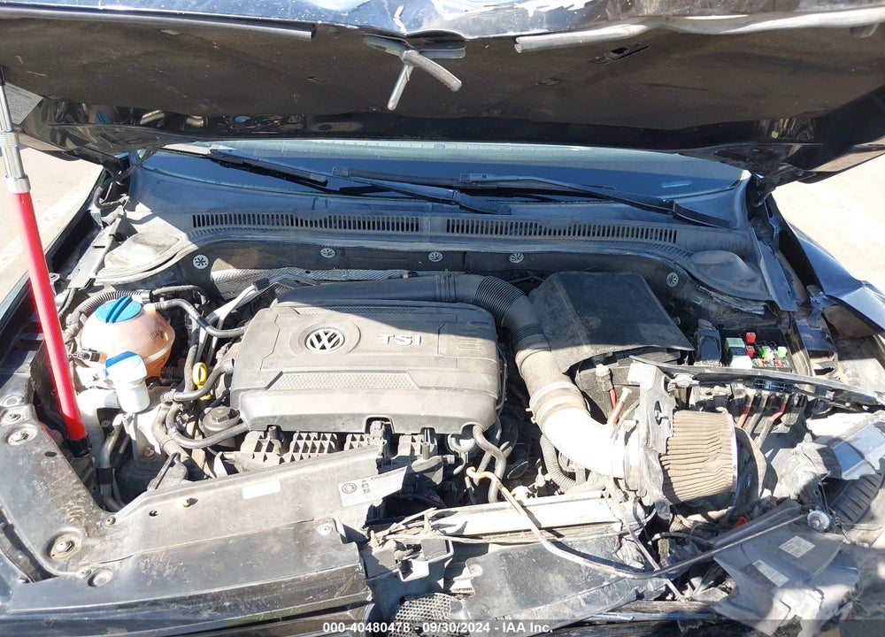 2014 VOLKSWAGEN JETTA 1.8T SE VIN: 3VWD17AJ8EM262414