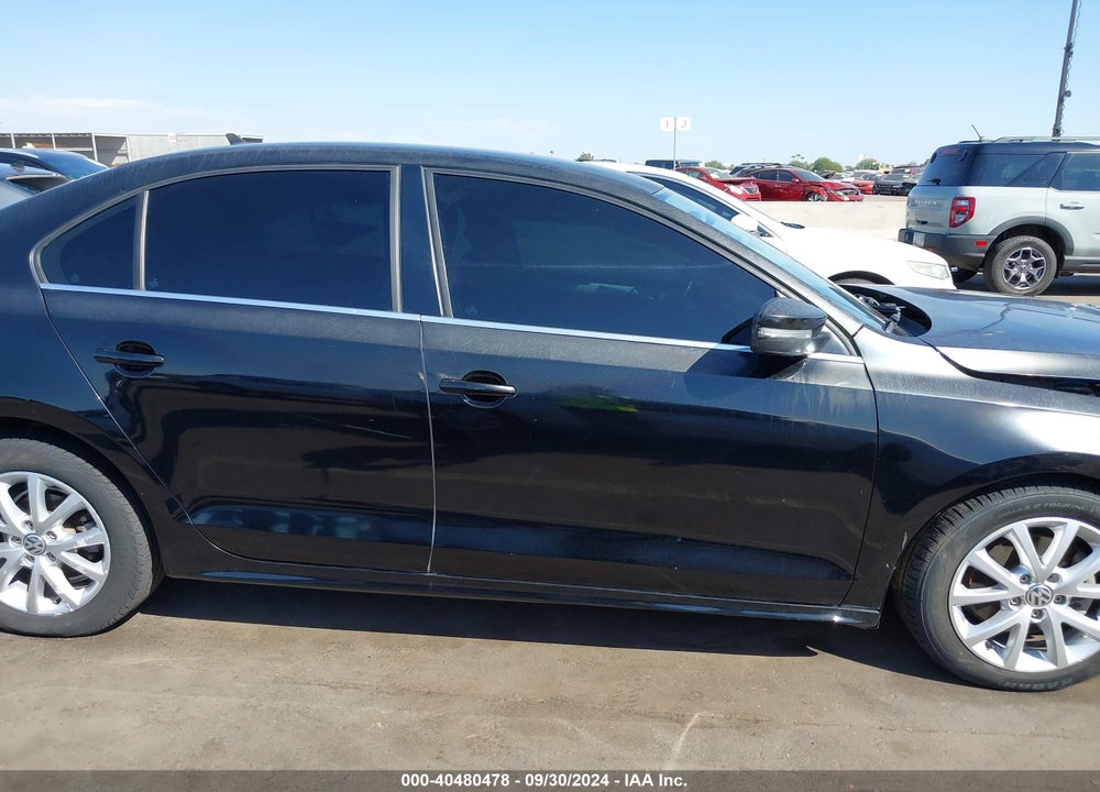 2014 VOLKSWAGEN JETTA 1.8T SE VIN: 3VWD17AJ8EM262414