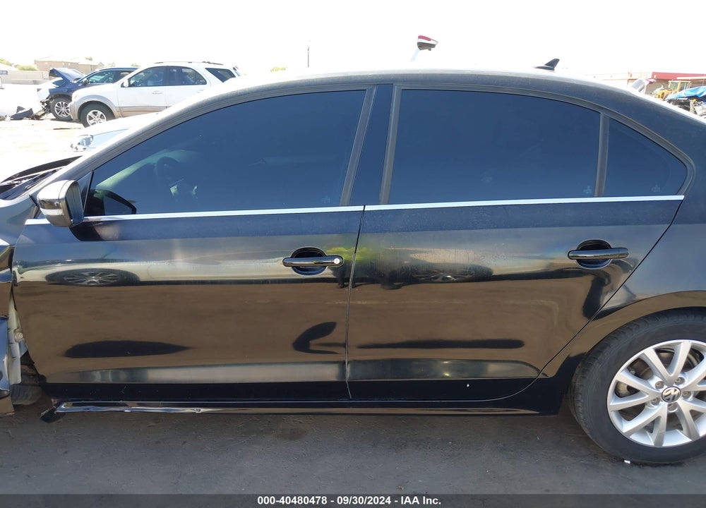 2014 VOLKSWAGEN JETTA 1.8T SE VIN: 3VWD17AJ8EM262414