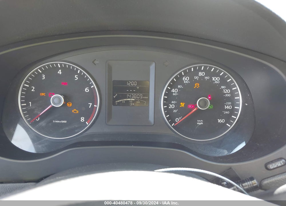 2014 VOLKSWAGEN JETTA 1.8T SE VIN: 3VWD17AJ8EM262414