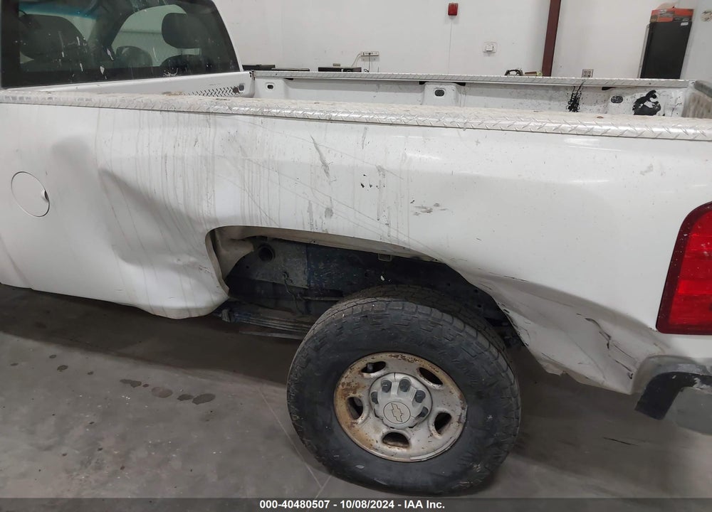 2007 CHEVROLET SILVERADO 2500HD WORK TRUCK VIN: 1GCHC24K07E590215