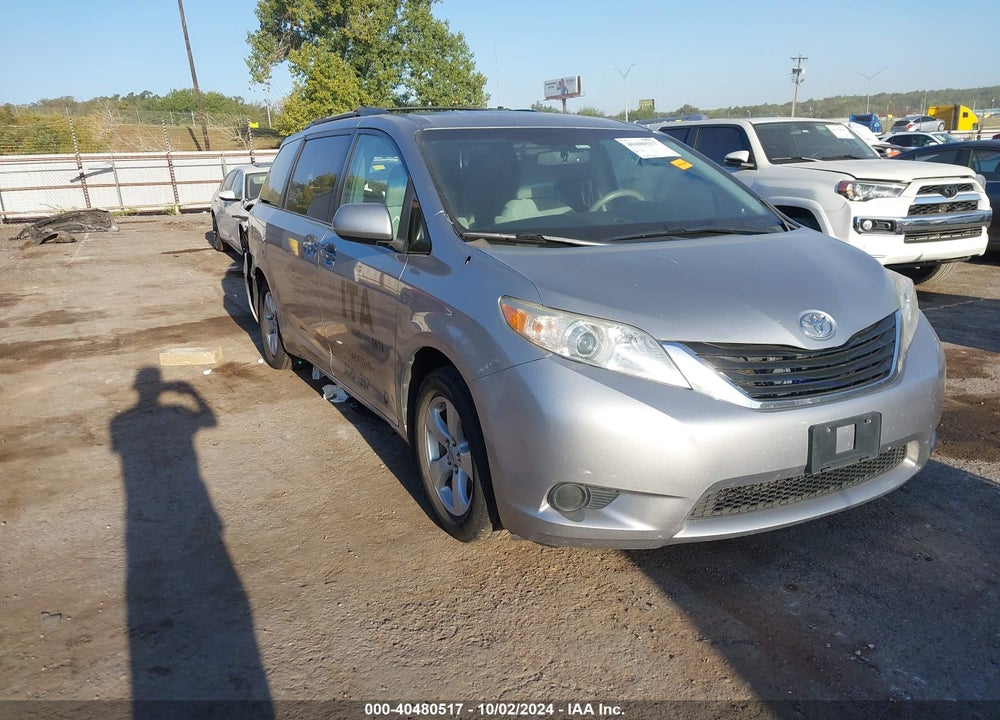 2012 TOYOTA SIENNA LE V6 8 PASSENGER VIN: 5TDKK3DC6CS242737
