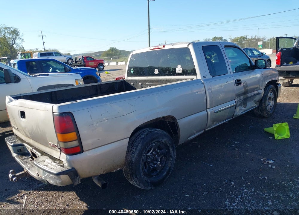 2004 GMC SIERRA 1500 SLE VIN: 2GTEC19V841310828