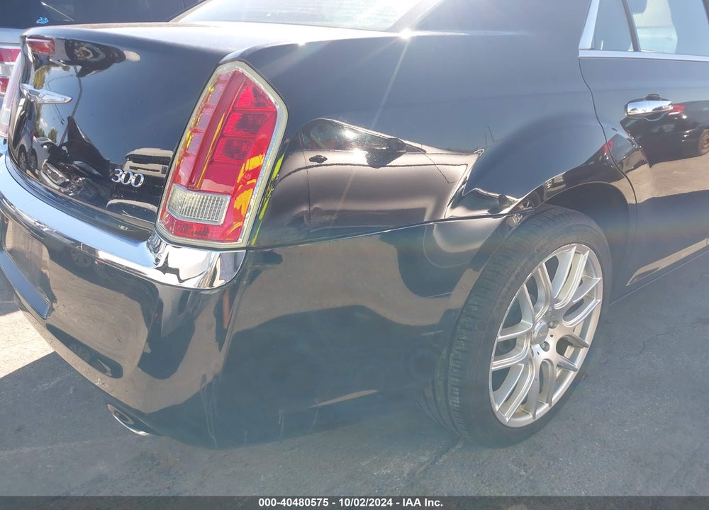 2011 CHRYSLER 300 LIMITED VIN: 2C3CA5CG4BH599438