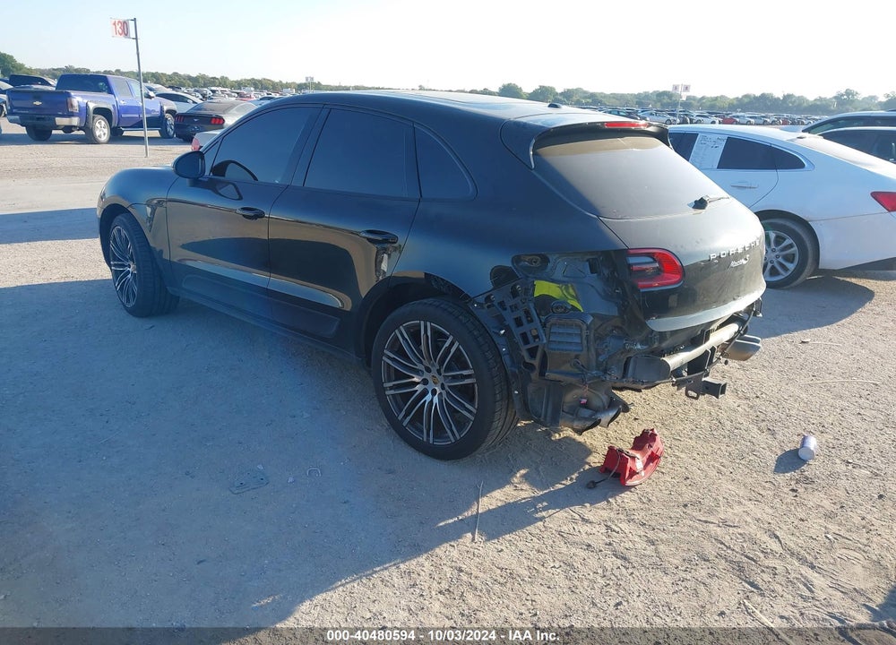 2015 PORSCHE MACAN S VIN: WP1AB2A59FLB57410