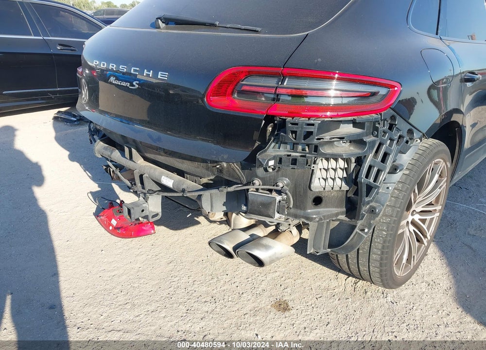 2015 PORSCHE MACAN S VIN: WP1AB2A59FLB57410