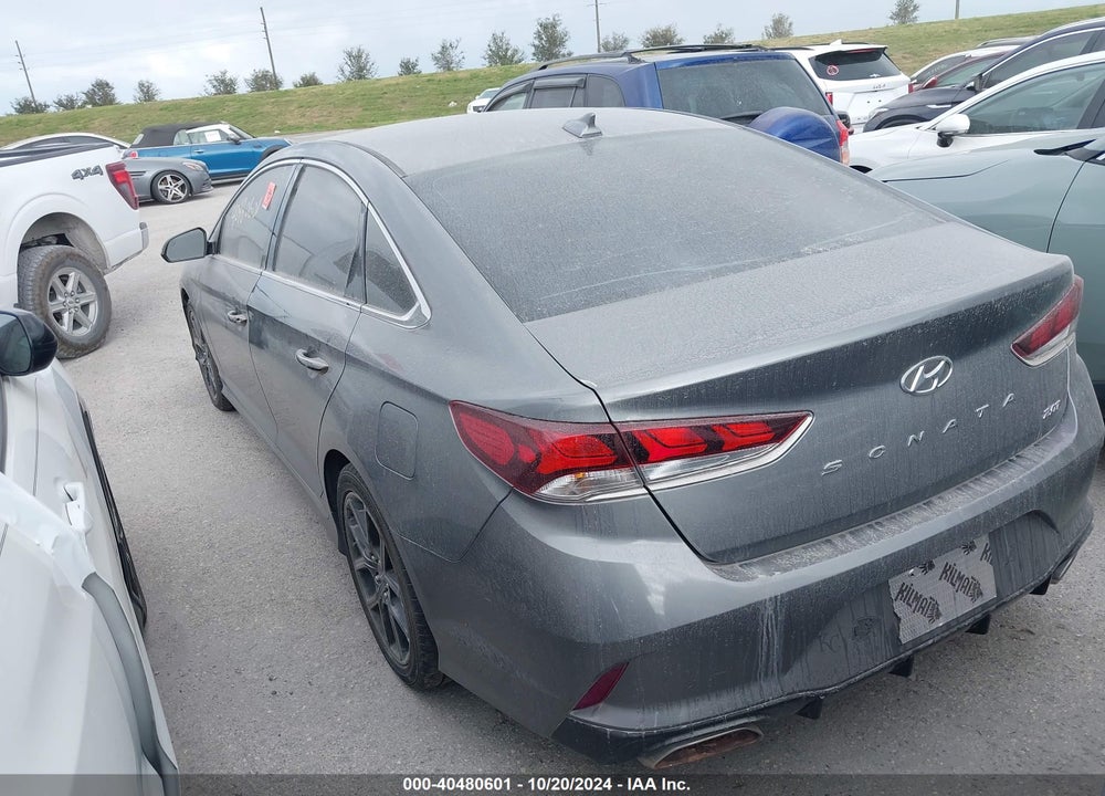 2018 HYUNDAI SONATA SPORT 2.0T VIN: 5NPE34AB7JH668435