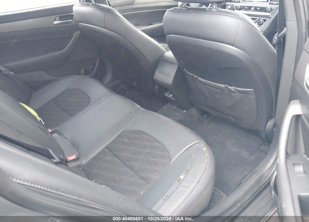 2018 HYUNDAI SONATA SPORT 2.0T VIN: 5NPE34AB7JH668435