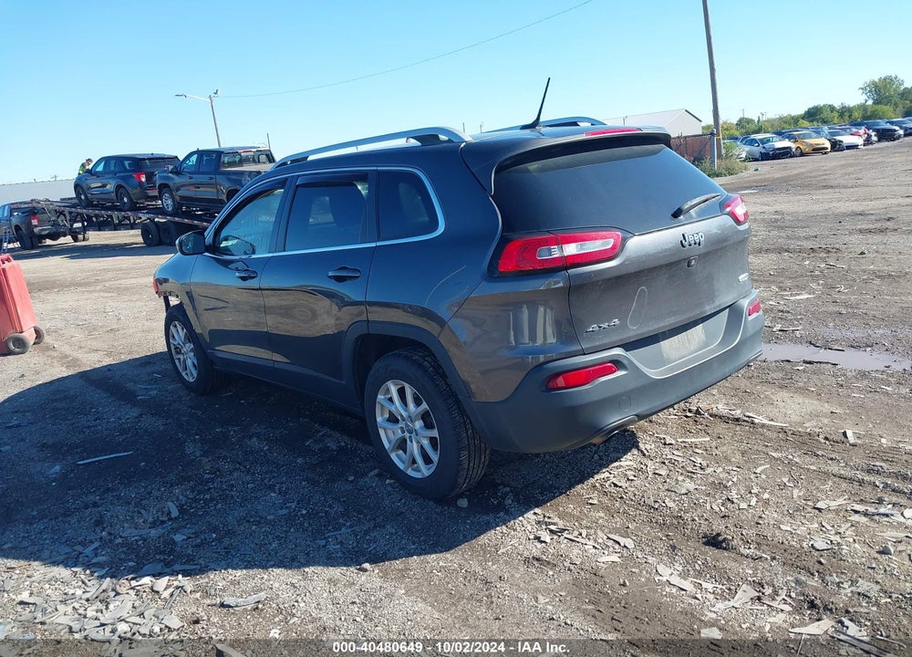 2015 JEEP CHEROKEE LATITUDE VIN: 1C4PJMCB5FW605878