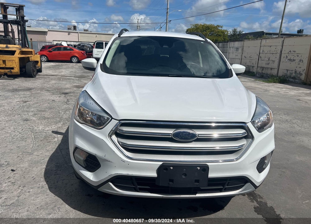 2018 FORD ESCAPE SE VIN: 1FMCU9GD6JUB76295