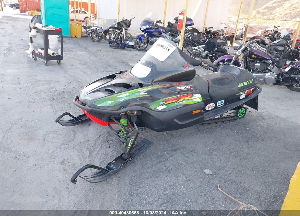 2001 ARCTIC CAT BEARCAT WIDE TRACK VIN: 4UF01SNW91T122984