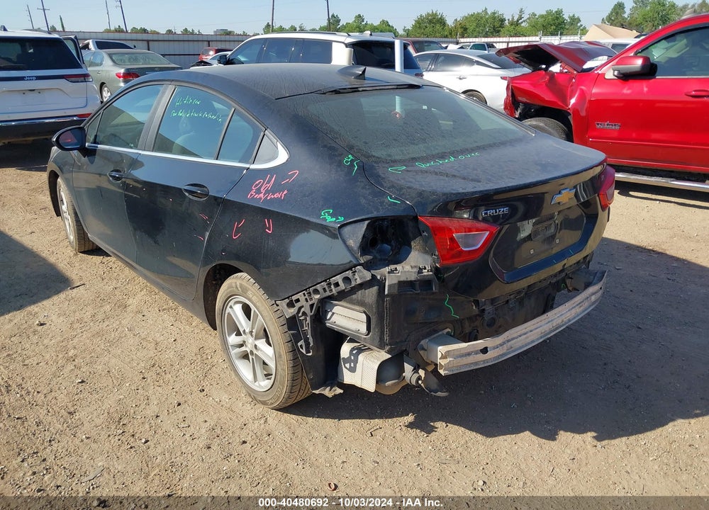 2018 CHEVROLET CRUZE LT AUTO VIN: 1G1BE5SM4J7126483