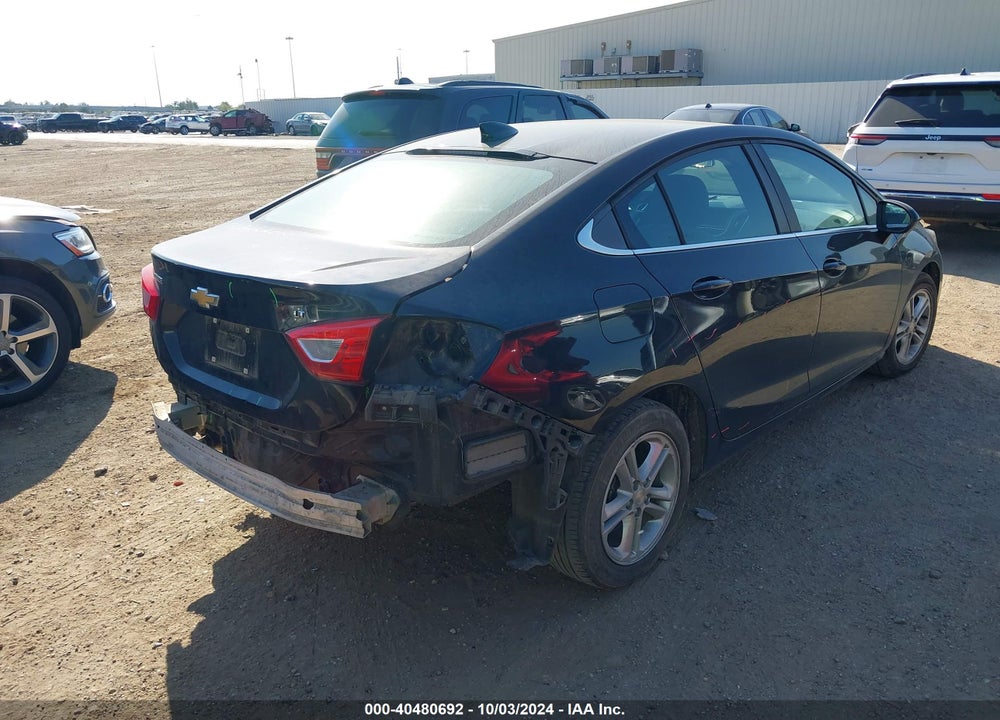 2018 CHEVROLET CRUZE LT AUTO VIN: 1G1BE5SM4J7126483