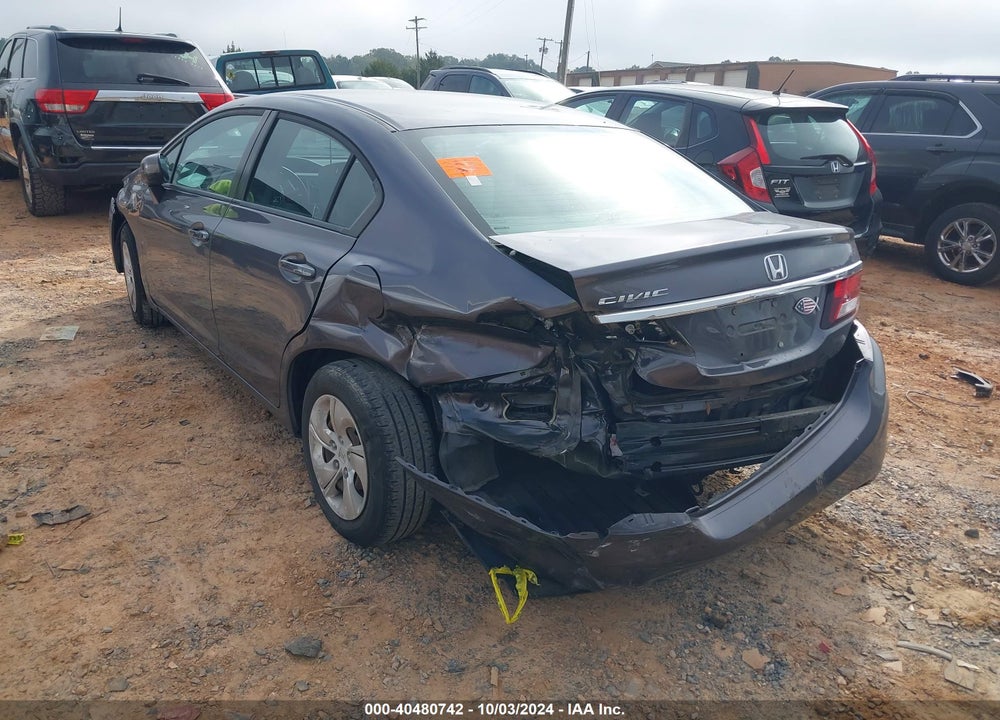 2014 HONDA CIVIC LX VIN: 19XFB2F52EE240569