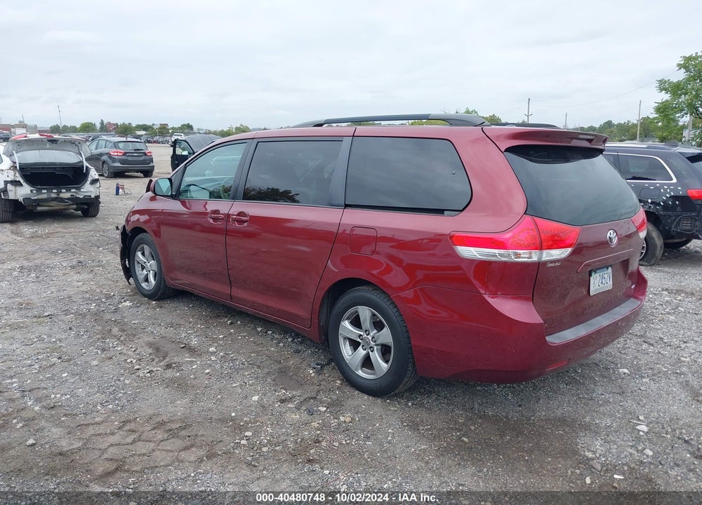 2011 TOYOTA SIENNA LE V6 VIN: 5TDKK3DC7BS107720