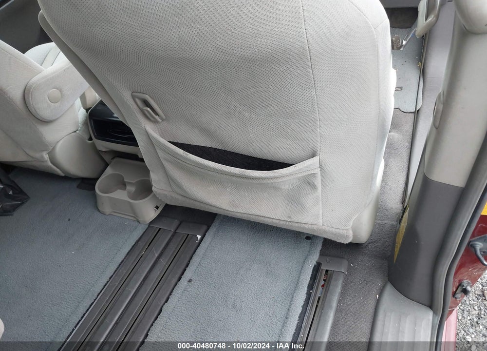 2011 TOYOTA SIENNA LE V6 VIN: 5TDKK3DC7BS107720