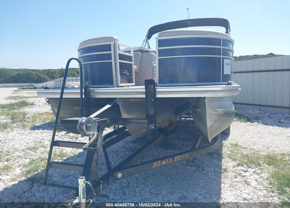 2018 BENNINGTON OTHER VIN: USETWF4579L718