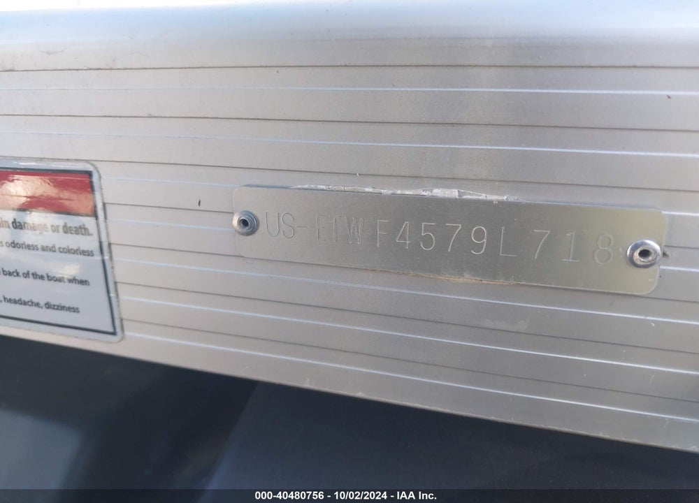 2018 BENNINGTON OTHER VIN: USETWF4579L718