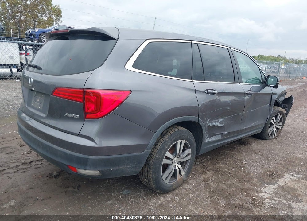 2017 HONDA PILOT EX-L VIN: 5FNYF6H55HB052659