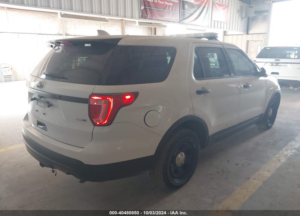 2016 FORD UTILITY POLICE INTERCEPTOR VIN: 1FM5K8ARXGGB65658