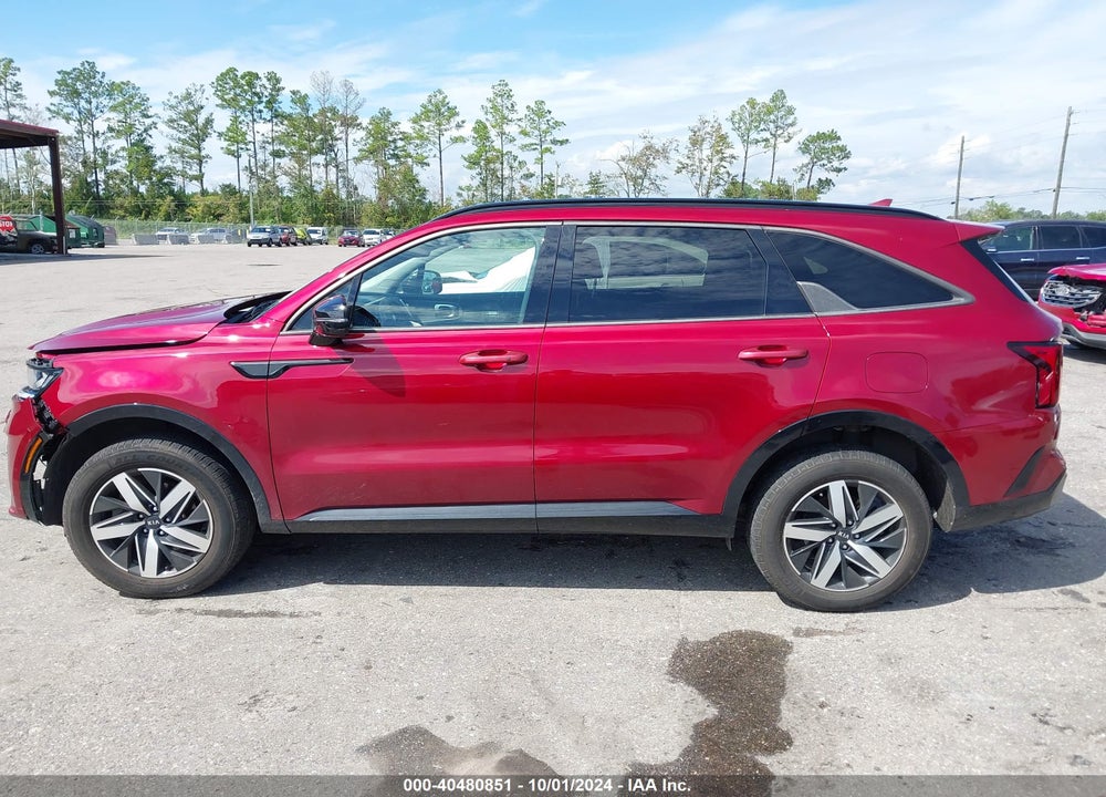 2021 KIA SORENTO EX VIN: 5XYRHDLF3MG058028