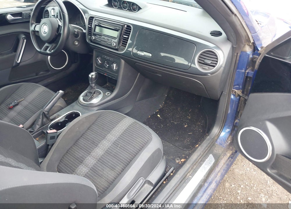 2012 VOLKSWAGEN BEETLE 2.0T VIN: 3VWV67AT2CM638626