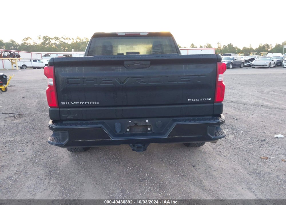 2019 CHEVROLET SILVERADO 1500 CUSTOM VIN: 3GCPWBEH7KG219480