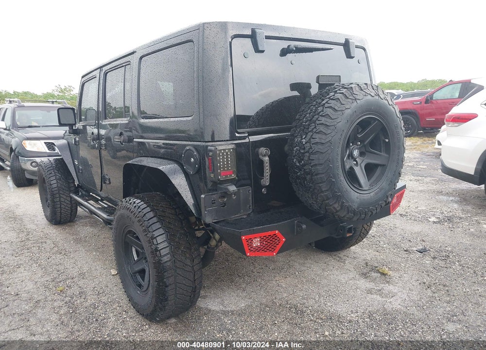 2014 JEEP WRANGLER UNLIMITED SAHARA VIN: 1C4HJWEG2EL292801