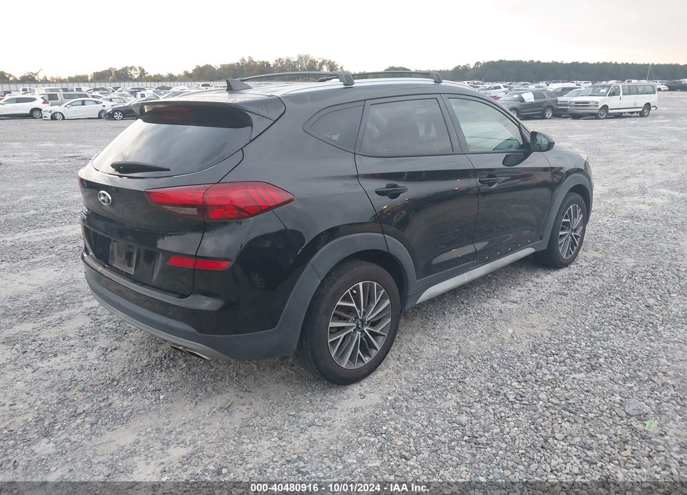 2021 HYUNDAI TUCSON SEL VIN: KM8J33AL4MU320132