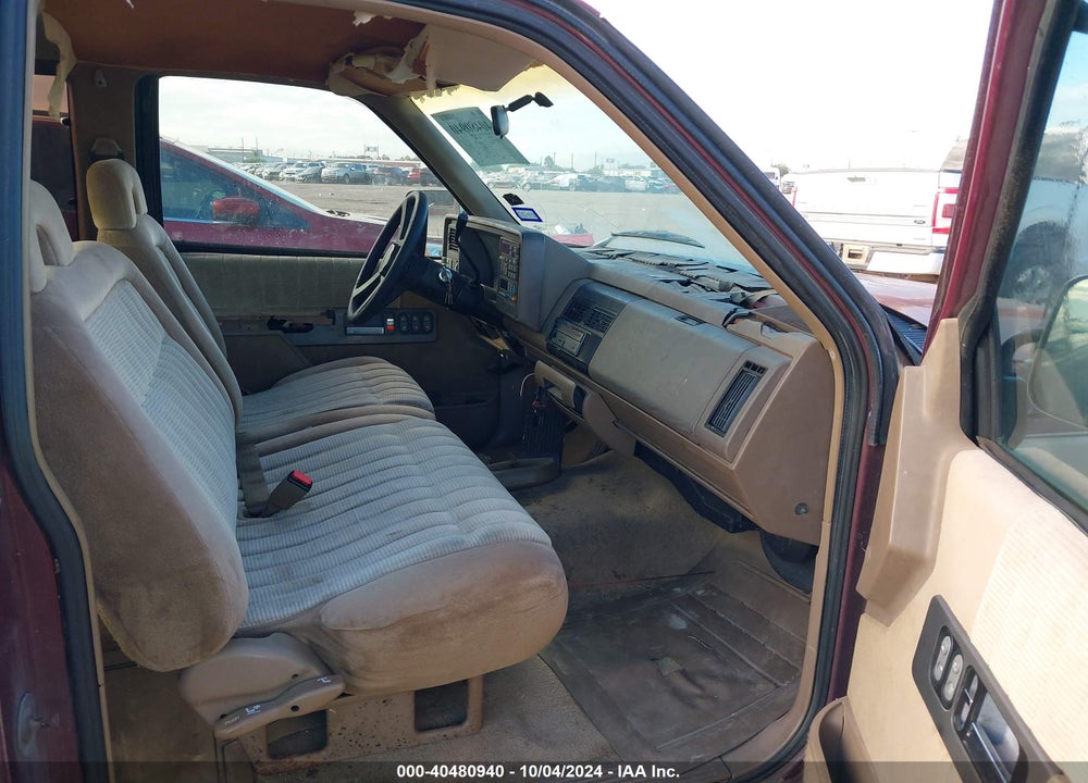 1993 CHEVROLET GMT-400 C1500 VIN: 2GCEC19K6P1104210