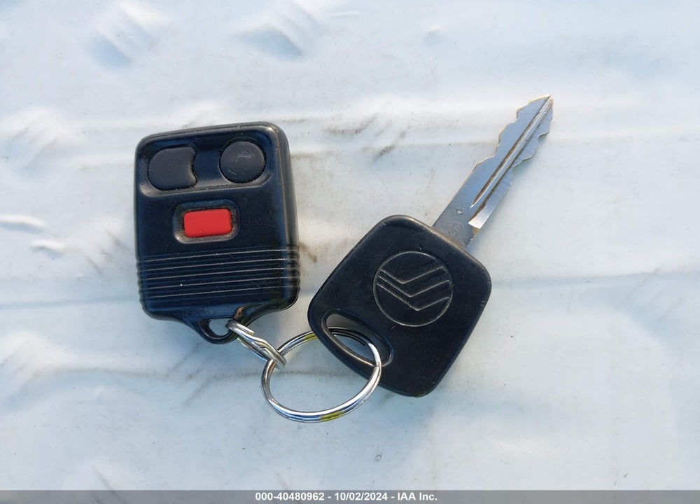 2000 MERCURY MOUNTAINEER VIN: 4M2DU86P9YUJ43438