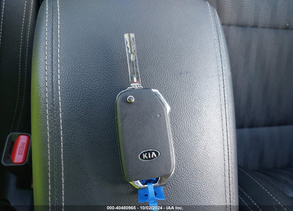 2022 KIA SPORTAGE LX VIN: KNDPM3AC8N7026017