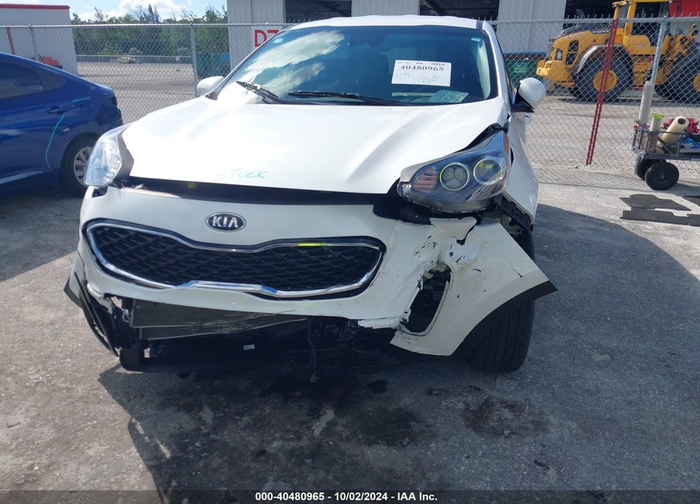 2022 KIA SPORTAGE LX VIN: KNDPM3AC8N7026017
