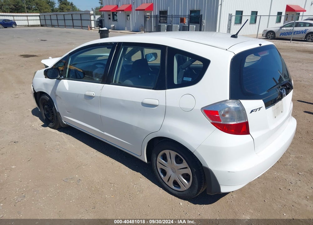 2009 HONDA FIT VIN: JHMGE88279S052407