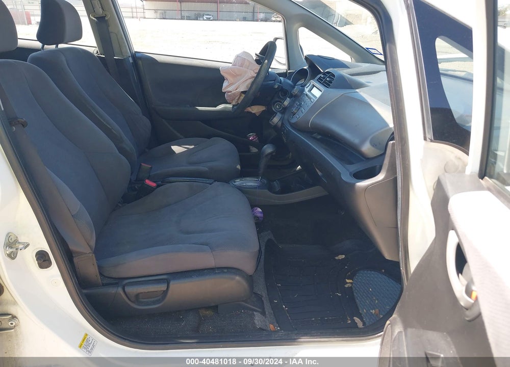 2009 HONDA FIT VIN: JHMGE88279S052407