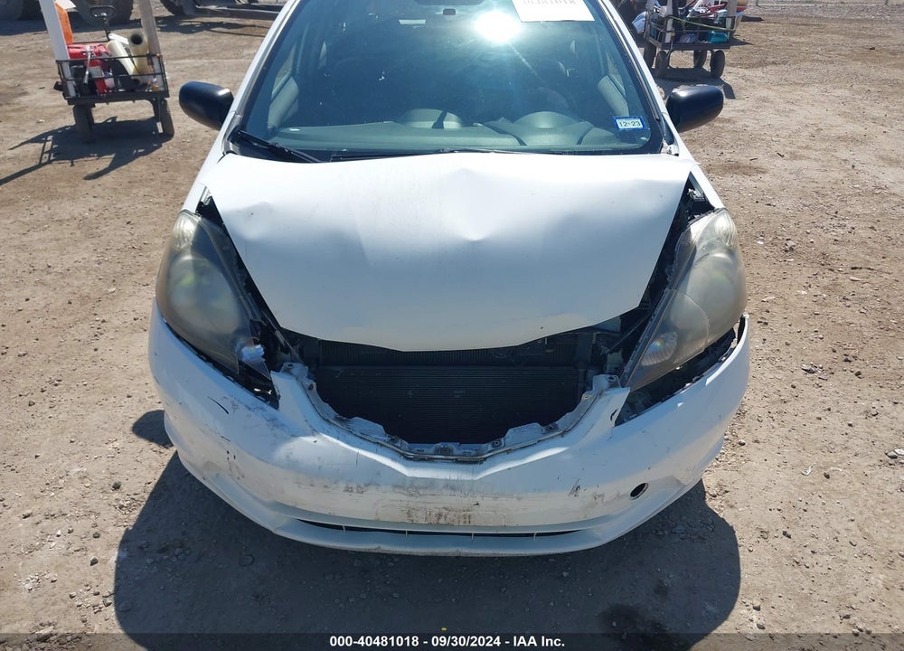 2009 HONDA FIT VIN: JHMGE88279S052407