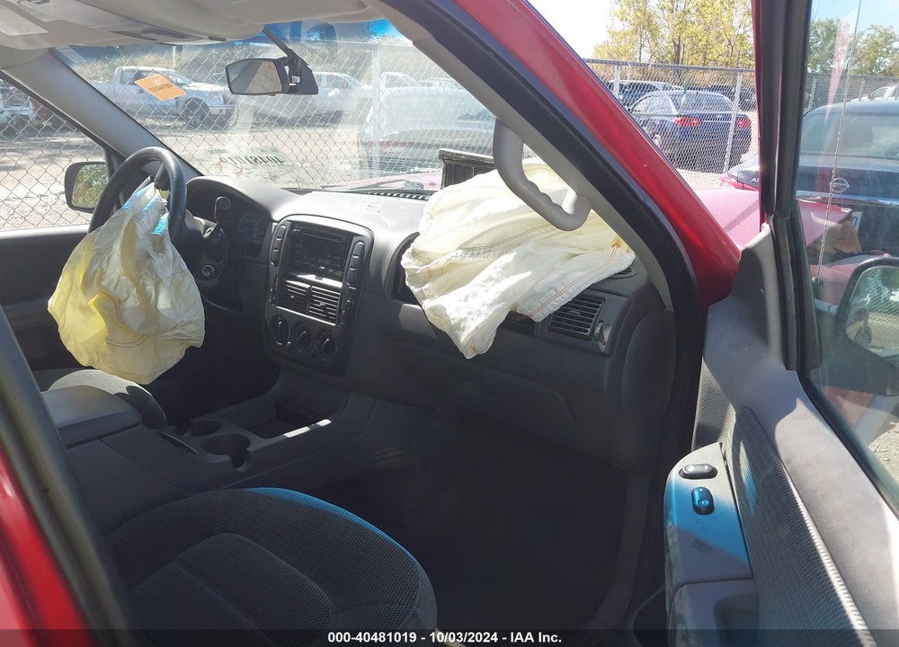 2002 FORD EXPLORER XLT VIN: 1FMZU63E82ZB25134