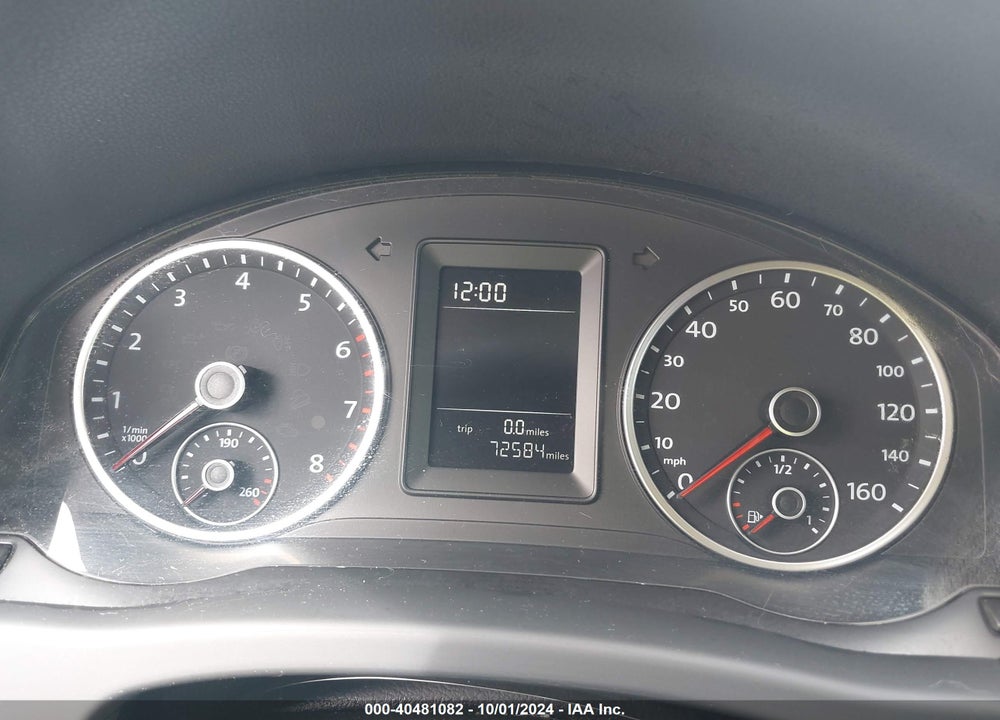 2011 VOLKSWAGEN TIGUAN S VIN: WVGBV7AX2BW508271