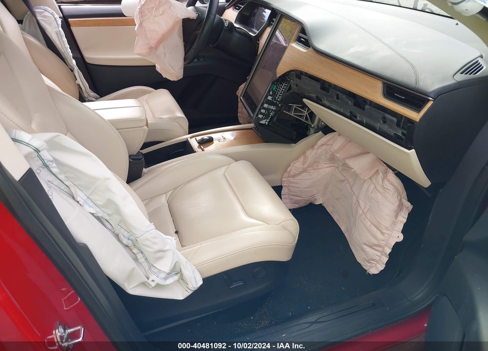 2018 TESLA MODEL X 100D/75D/P100D VIN: 5YJXCDE28JF127735