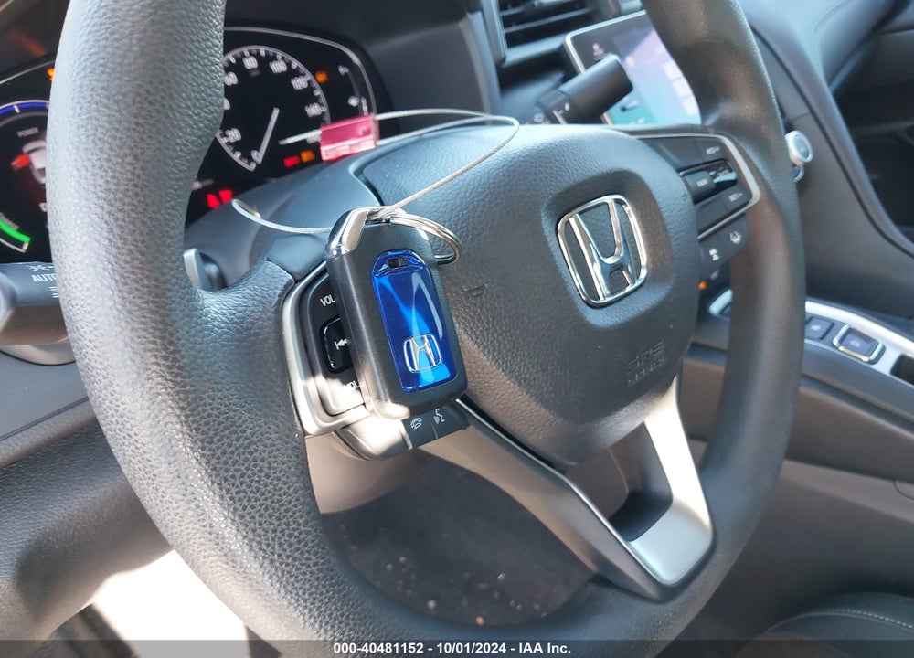 2019 HONDA INSIGHT EX VIN: 19XZE4F51KE014194