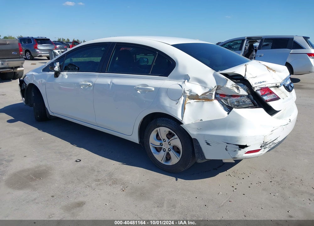 2013 HONDA CIVIC LX VIN: 2HGFB2F5XDH561585