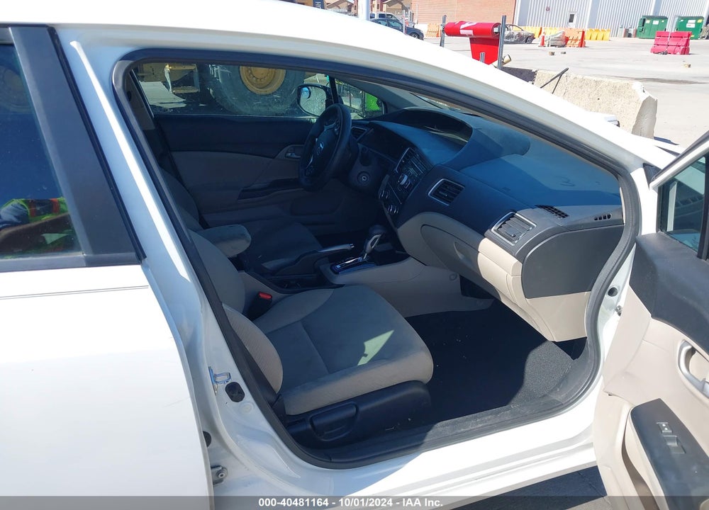 2013 HONDA CIVIC LX VIN: 2HGFB2F5XDH561585