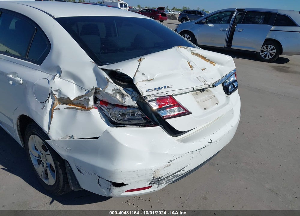 2013 HONDA CIVIC LX VIN: 2HGFB2F5XDH561585